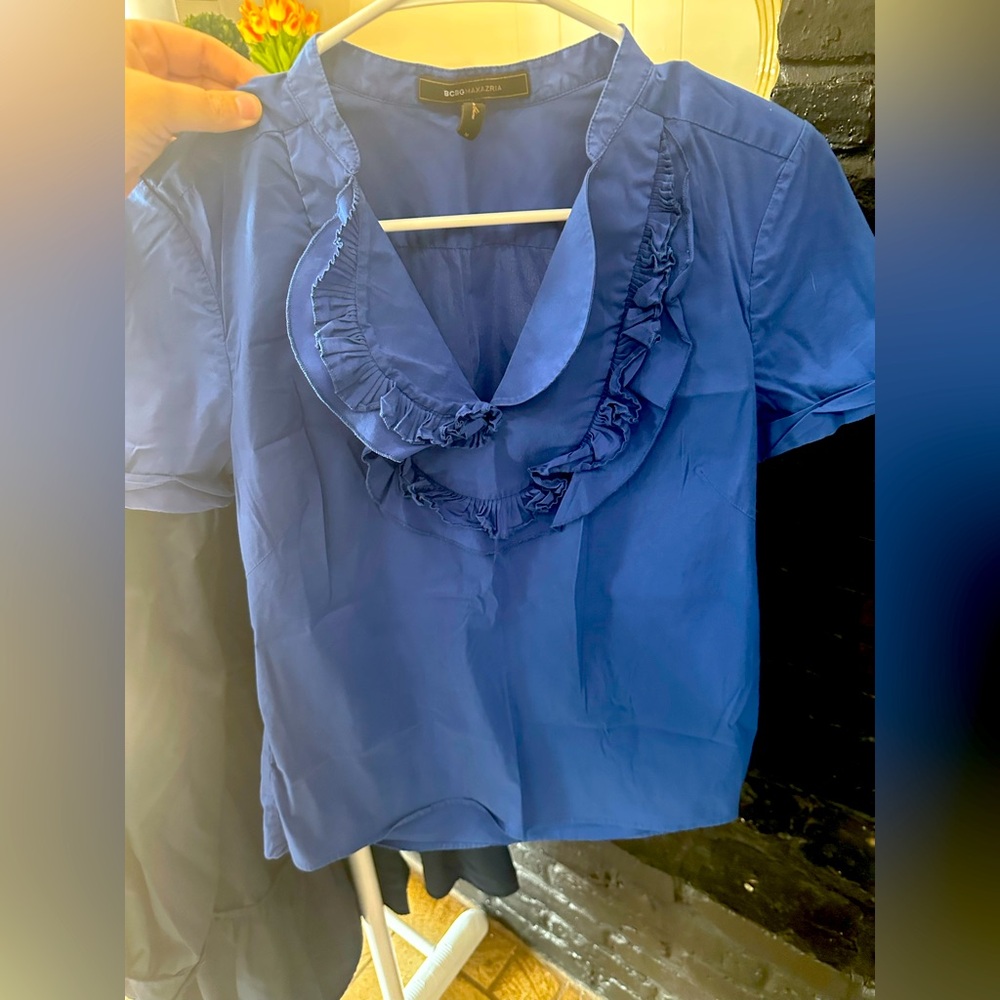 BCBG MAXAZRIA shirt.